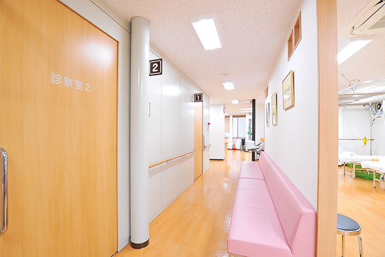 診察室と廊下